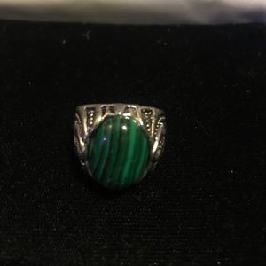 Green stone silver chunky ring
